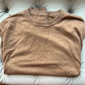 Lululemon sweater size 12